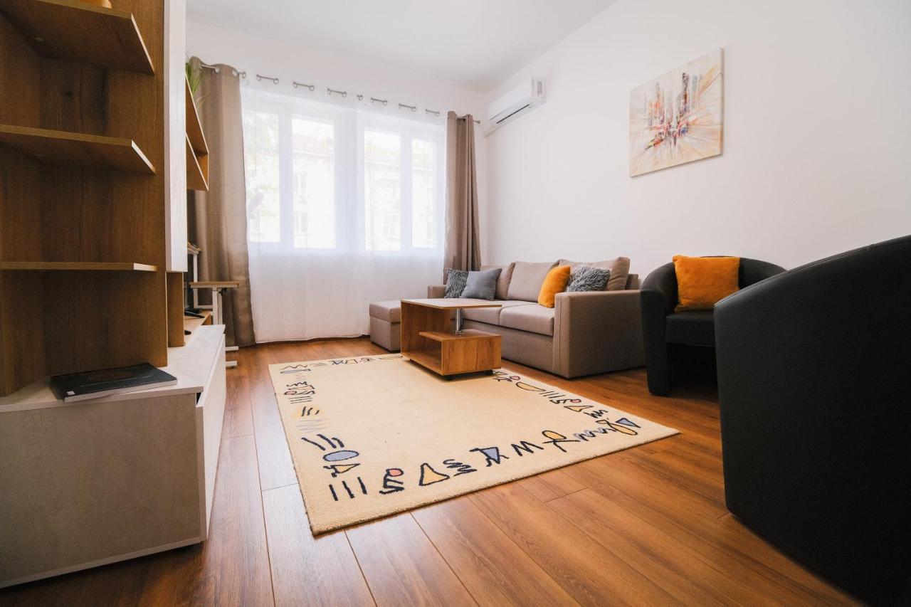 Apartment In The City Center Plovdiv Exterior foto